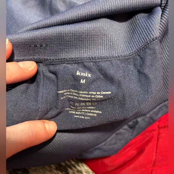 Knix Good to Go Seamless Leggings size Medium - Picture 2 of 3